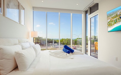 2BS-Reef2B - Oceanfront Retreat at The Reef 2