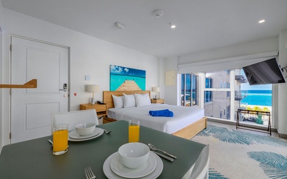 HH-Studio401 - Ocean and City View Downtown Upscale Studio 2