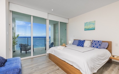 Exclusive Villa on the Beach 6