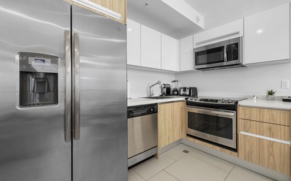 1BApt-Azure524 - Beachfront 1BR Suite with Sunset Balcony 6