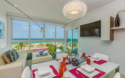 1BS-Blue424 - Convenience and luxury Condo for 4