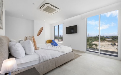 A360.E11 - Stylish 3BR Condo at Eagle Beach 2