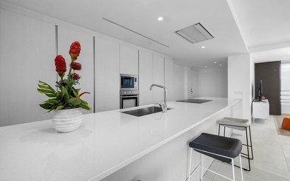 A360.W11 - Condo Suite at Eagle Beach - Luxury & Comfort by the Sea 2