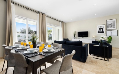 Stunning 10-bedroom Private Villa 2