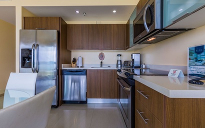 1BS-Blue314 - Condo in a One Happy Island living 4