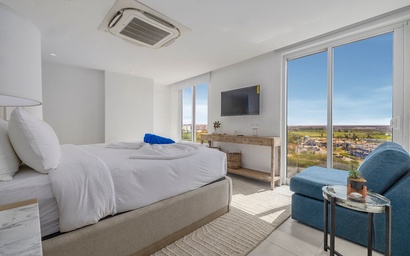 A360.E61- Island Elegance 3BR Penthouse Near Eagle Beach 3
