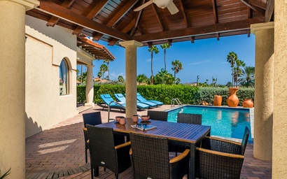 Luxury 2-Bedroom Villa with Private Pool 8