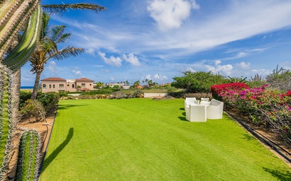 Seabreeze Luxury 4BDR Villa 6