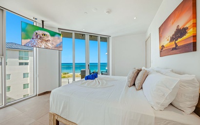 2BS-Reef7C - New Modern Exclusive Oceanview Condo