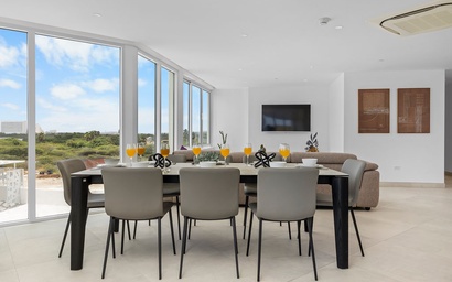 A360.W22 - Panoramic Oceanview 3BR at Eagle Beach 5