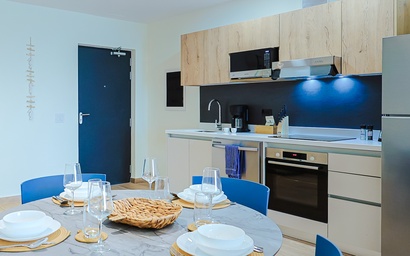 Bonsai Accessible 1BR Suite-Forest 111 8