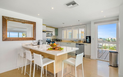4BPH-OCPH1 - Oceanfront Luxury Penthouse on Eagle Beach. 9