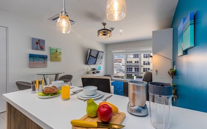 HH-Studio417 - Toes in the Sand! 2