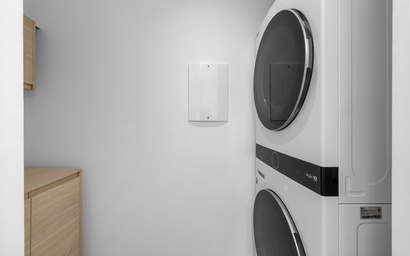 A360.E22 - Prime Beachside Stay | Modern 3BR Retreat 10