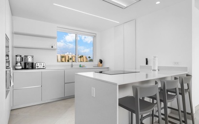 A360.E11 - Stylish 3BR Condo at Eagle Beach 3