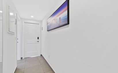 HH-Studio202S- New Luxury Studio W/Balcony Pool Gym Part Waterview 9