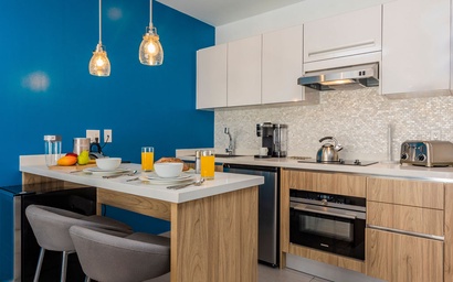 HH-Studio417 - Toes in the Sand! 4