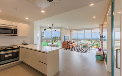 3BS-Azure216 -Vibrant 3BR Mid-Century Modern Condo w/ Ocean Views 10