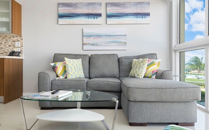 1BS-Blue224 - Breath-taking ocean view Condo for 4. 7