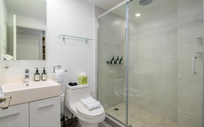 HH-Studio308 - Modern Studio with a View 10