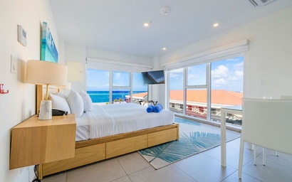 HH-Studio401 - Ocean and City View Downtown Upscale Studio