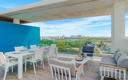 A360.E62- Luxury 3BR Suite with Terrace Near Eagle Beach
