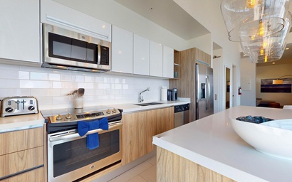 3BPH-AzurePH2-1 - New Luxury Oceanfront 3BR Penthouse w/ Hot Tub 7