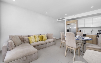 1BApt-Azure524 - Beachfront 1BR Suite with Sunset Balcony 9