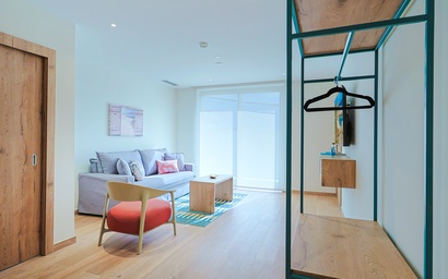 Bonsai Accessible 1BR Suite-Forest 111 9