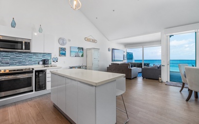 3BPH-BluePH3-5 - It's 5 O'clock Somewhere, Penthouse PH3-5 3Bdrm 3