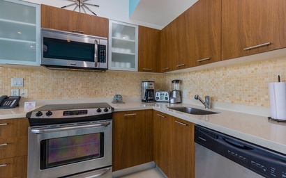 1BS-Blue323 - Surf more, travel more and worry less! 5