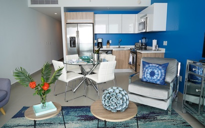 1BApt-Azure724 - Nostro palazzo! Ocean View Condo for 2 4