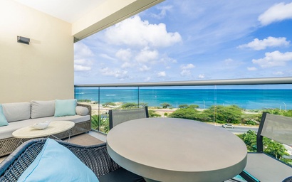 1BApt-Azure524 - Beachfront 1BR Suite with Sunset Balcony 4