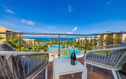 4BPH-OCPH1 - Oceanfront Luxury Penthouse on Eagle Beach. 6