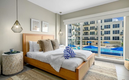 HH-Studio308 - Modern Studio with a View