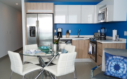 1BApt-Azure724 - Nostro palazzo! Ocean View Condo for 2 3