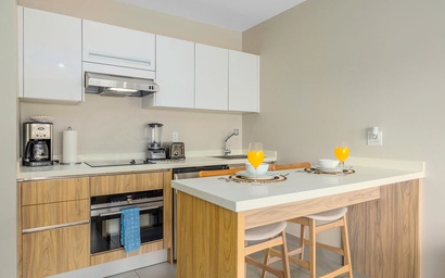 HH-Studio308 - Modern Studio with a View 3