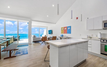 3BPH-BluePH3-4 - Modern Luxury Penthouse with Amazing Oceanview and Jacuzzi Sunsets 3