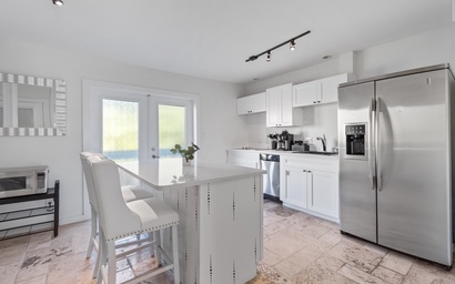 Sandcastle 16 - Vitamin Sea 10