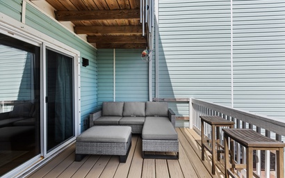 Navarre a Dull Moment 10