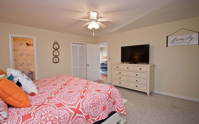 Queens Court 1108 10