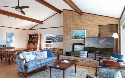 The Griffin House Main Floor 7