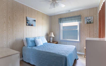 Sassy Seagull West 10