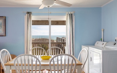 Sassy Seagull East 6