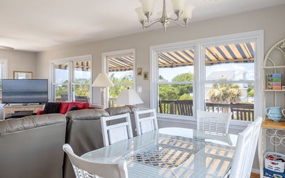 Paradise Point 7