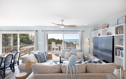 Angel's At the Pier East - formerly Conch Inn 5