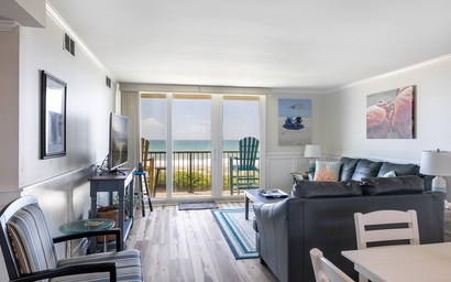 Smuggler's Cove 309 4