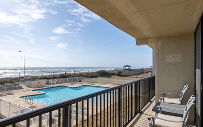 Smuggler's Cove 205 2