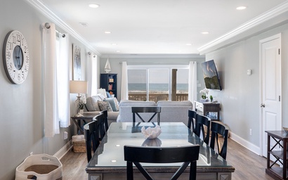 Susie's Ocean Retreat (formerly Footprints) 9