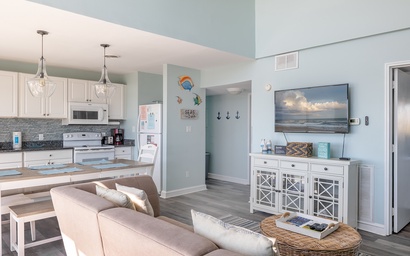 2 Seas the Day West 5